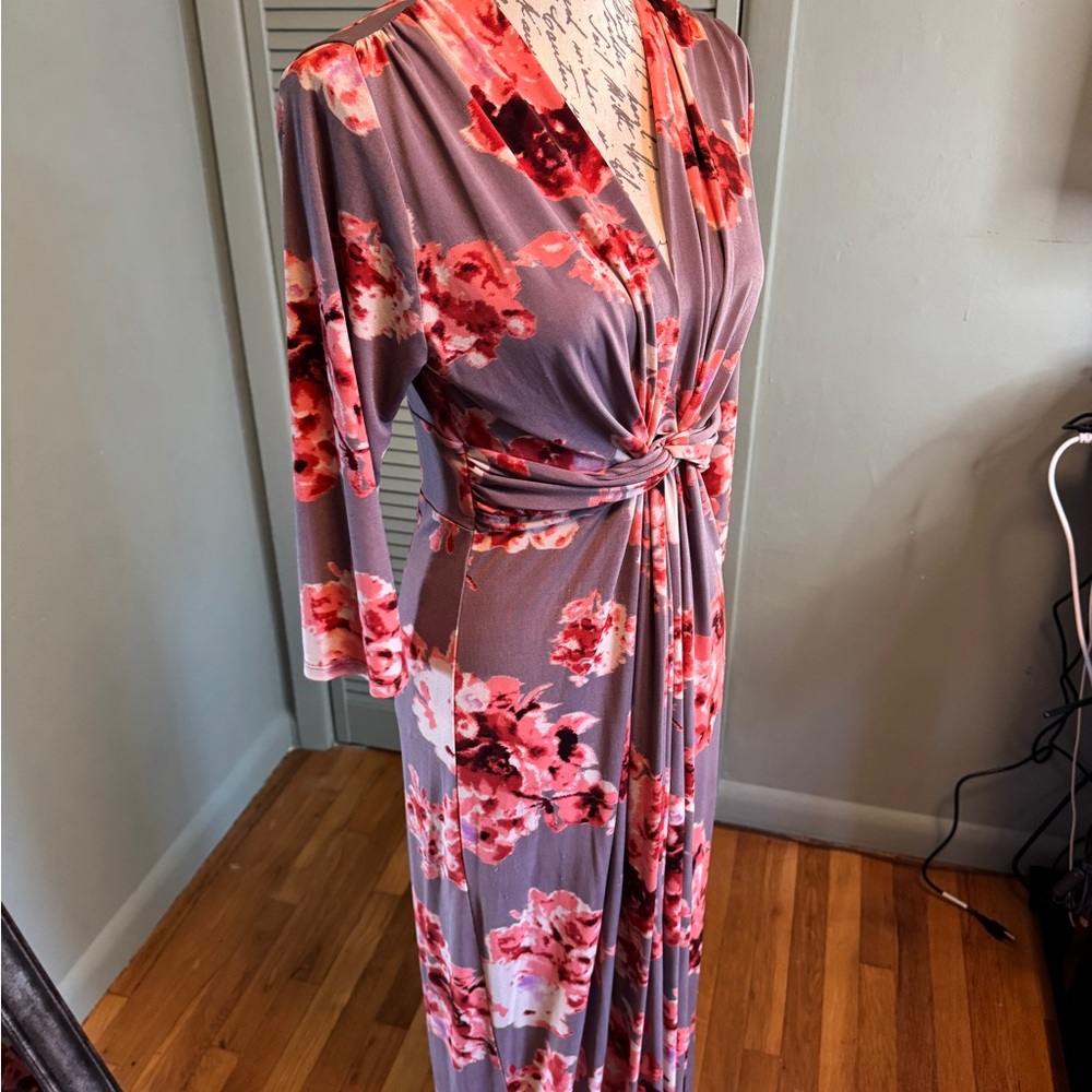 Peach Love California Floral Maxi Dress - Lavender And Pink View 4